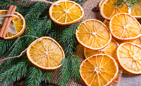 15 Creative Ways to Use Dried Oranges: Cocktails, Teas, Baking & Home Decor